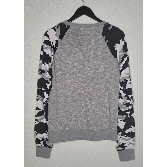 ASOS {Worn By} Camo Sleeve Sweatshirt - Picture 2 of 5